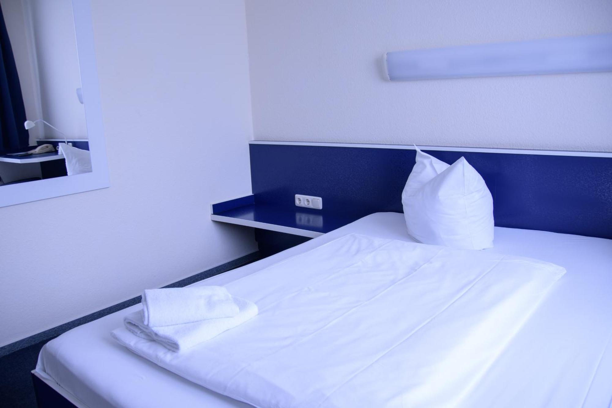 Central-Hotel Eberswalde Esterno foto